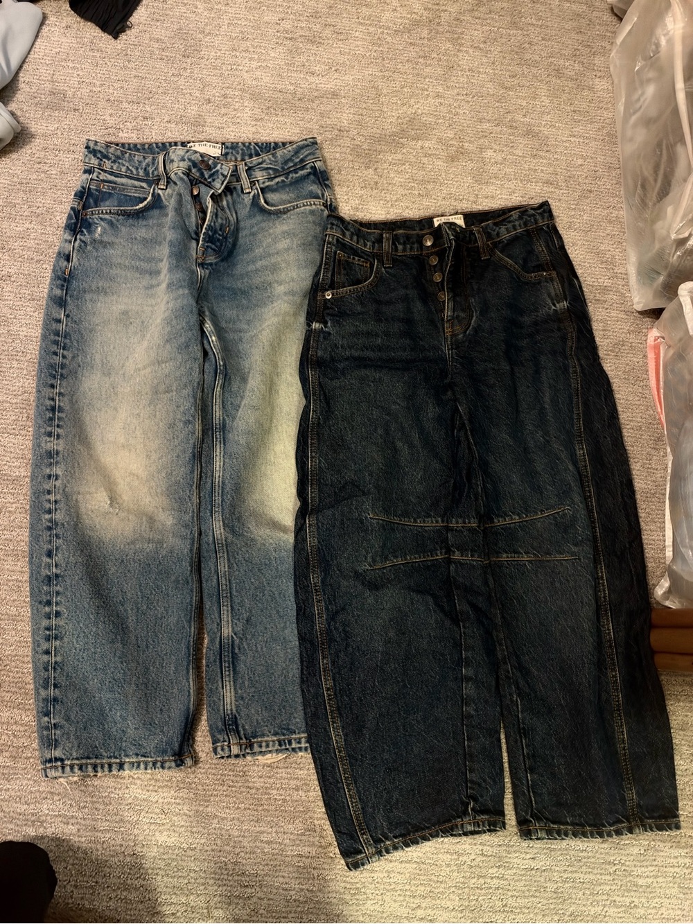 Women’s free people denim barrel jeans 24